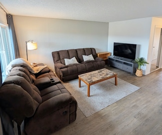 1009 W 30th Ave Unit 7, Anchorage, AK 99503