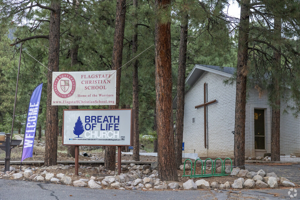 Flagstaff Christian School teaches its students a faith based education.