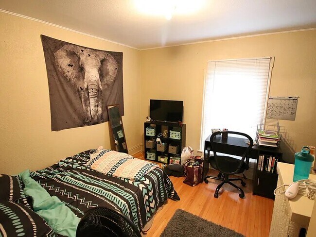 177 E 9th St unit Downstairs, Winona, MN 55987 - photo 6