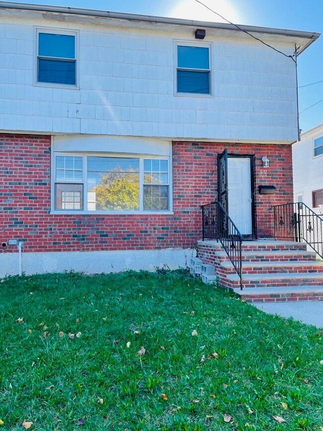 50 Monsey Place, Staten Island, NY 10303