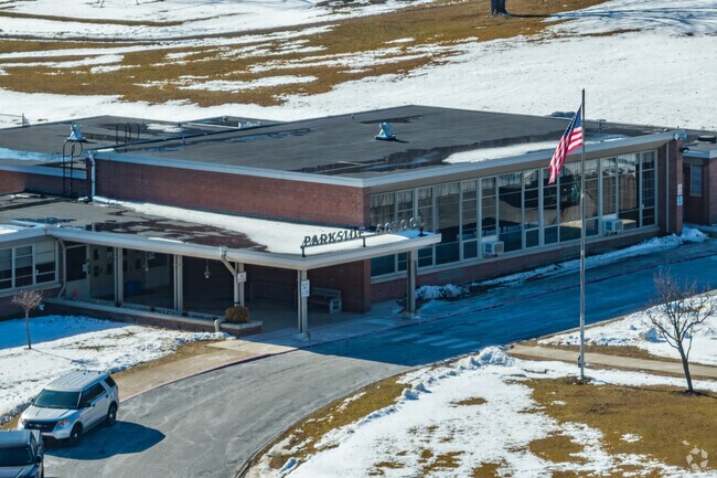 Parkside Elementary School is where students start there education in Cumberland.