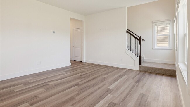 953 Jerry Price Dr, Knoxville, TN 37920 - photo 7