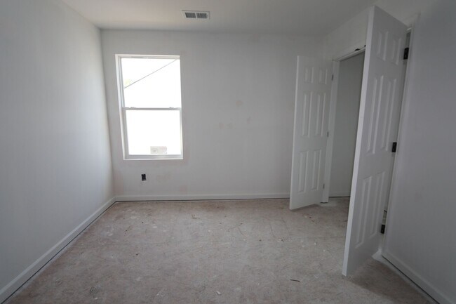 3151 Rolling Brook Dr, Columbia, TN 38401 - photo 7