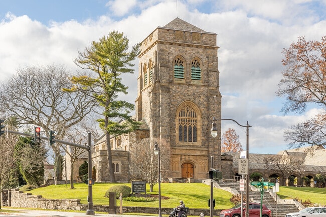 The Reformed Church of Bronxville is in a historic building from 1850 by Pondfield Road.