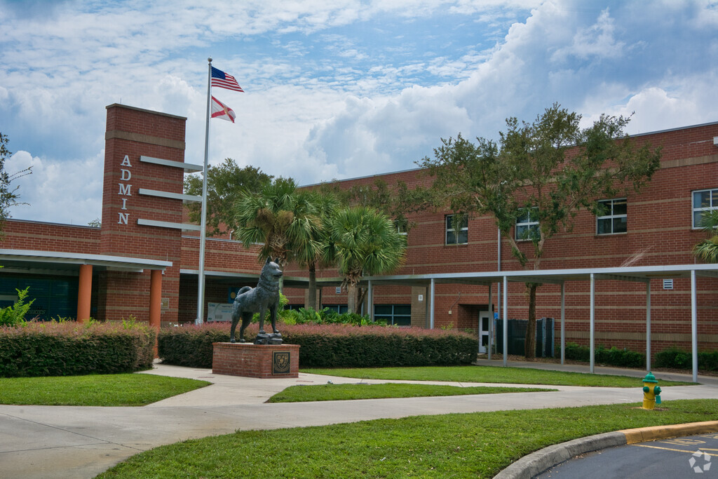 Hagerty High School provides education in the neighborhood of 
Oveido