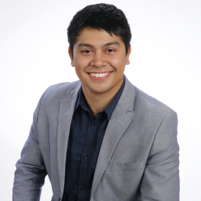 Agent Photo