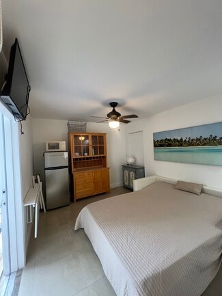 2528 Grant St Unit Studio 2, Hollywood, FL 33020