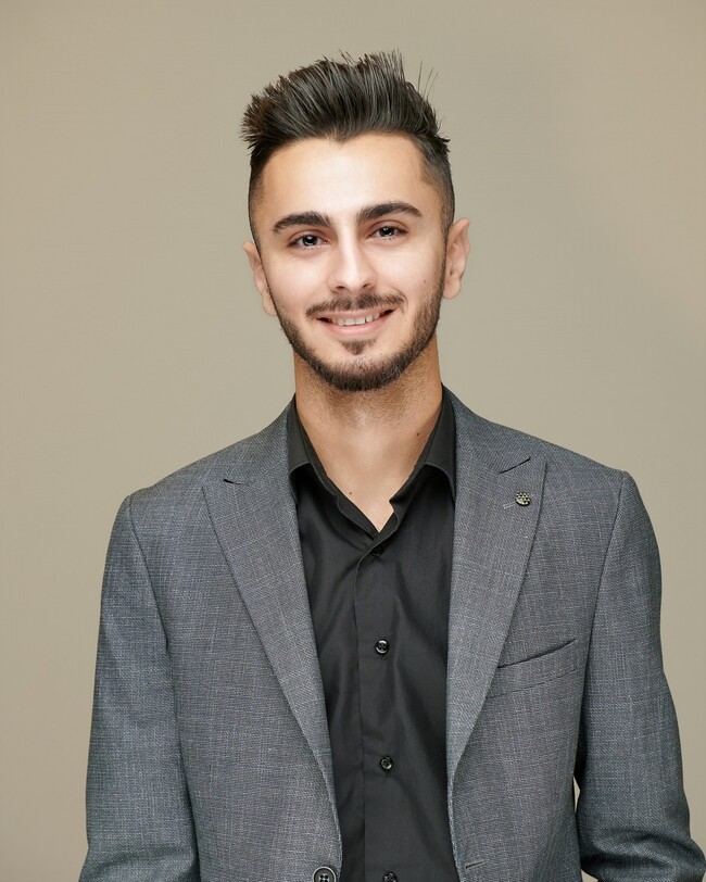 Agent Photo