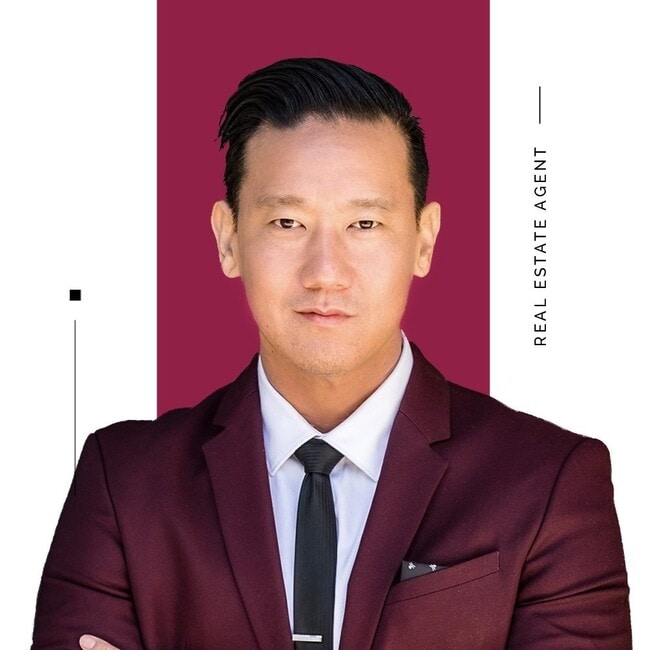 Agent Photo