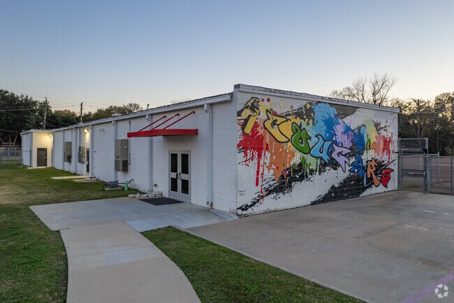 Tomball Intermediate fosters a collaborative atmosphere, encouraging teamwork and camaraderie.