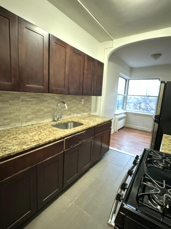 129 N Walnut St unit 206, East Orange, NJ 07017 - photo 3