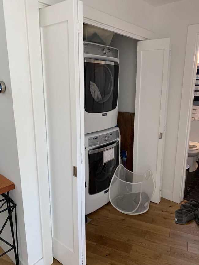 in-unit laundry