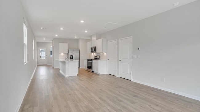 6675 Japonica Ln, White House, TN 37188 - photo 3