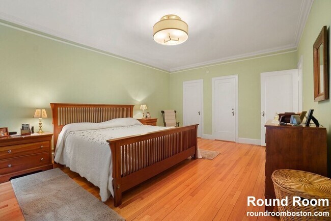 60 Browne St unit 3, Brookline, MA 02446 - photo 6
