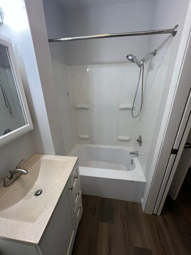 45 Middle St unit 1, Leominster, MA 01453 - photo 7