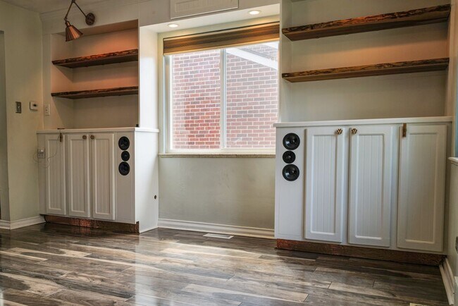 1040 Newport St, Denver, CO 80220 - photo 7