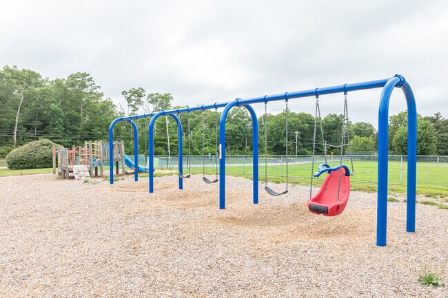 Charlestown Elementary School boasts a respectable overall Niche score of B.