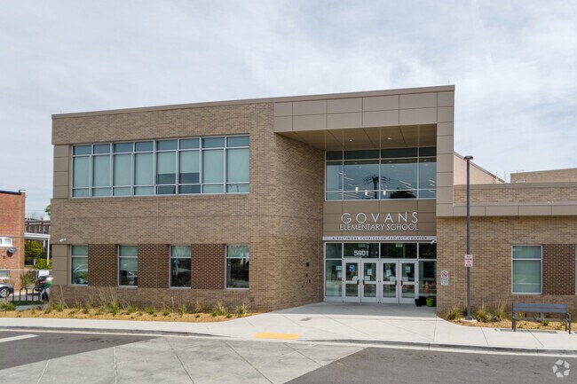 Govans Elementary School has an overall rating of a C-.