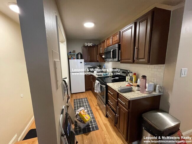 70 Peterborough St unit A, Boston, MA 02215 - photo 5