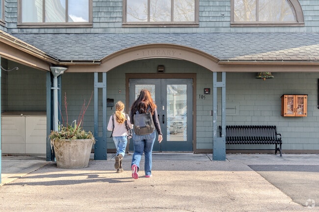 Families love to visit East Hampton Public Library in East Hampton, CT.