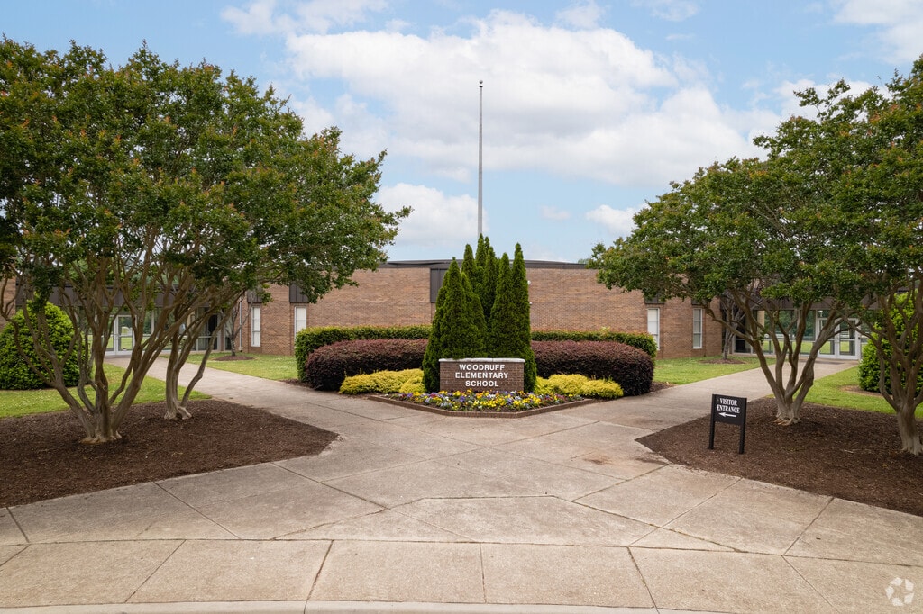 Woodruff Elementary School is surrounding by charming landscaping.