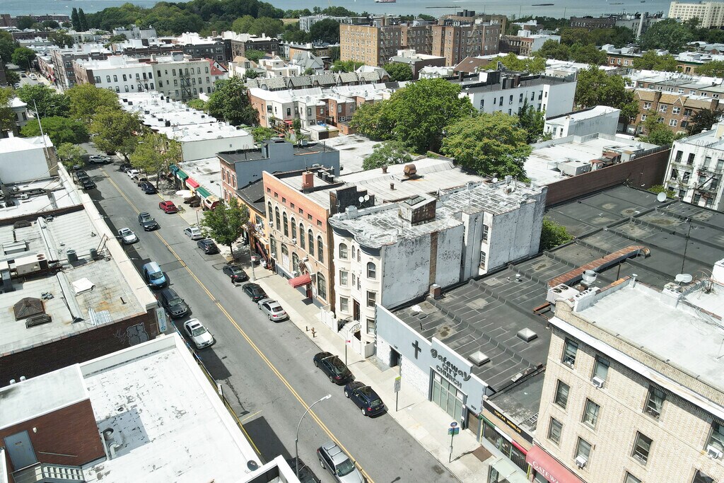 Overhead view of Gateway City Academy in Bay Ridge.