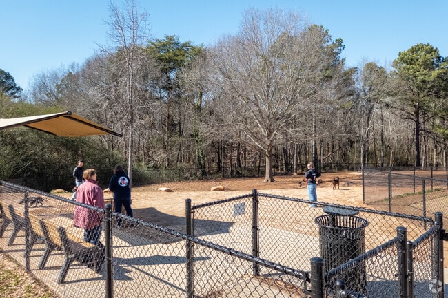 Dog owners can go to enclosed spaces in Duncan.