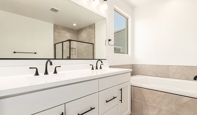 4961 W Chuck Box Rd, Phoenix, AZ 85339 - photo 5