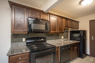 137 Vance St, Bluffton, OH 45817