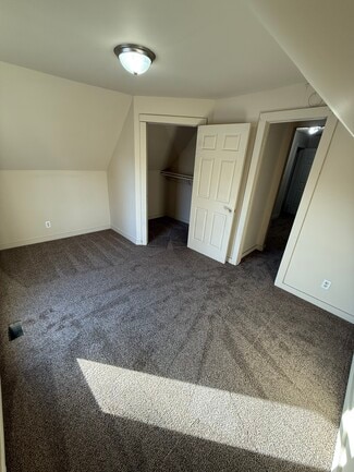 909 Jackson St Unit 3, La Porte, IN 46350