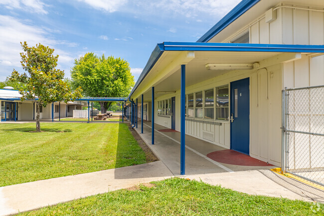 Sycamore Elementary School is a safe environment for students to learn and thrive.