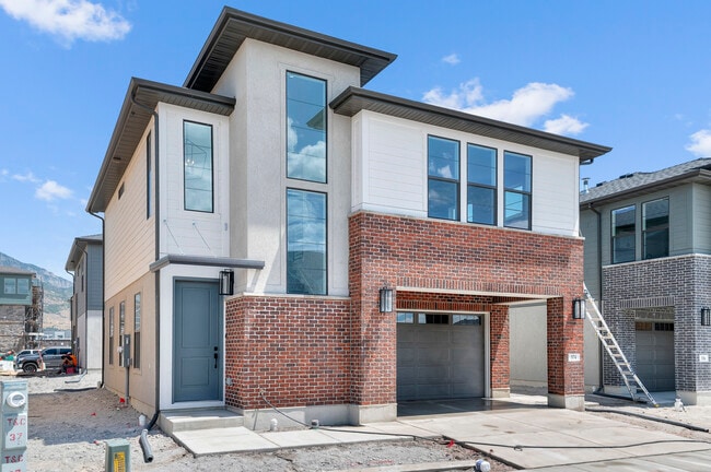 574 N Cornstalk Ln, Lindon, UT 84042 - photo 3