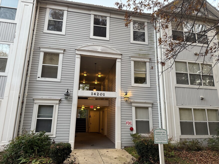 14201 Woolen Oak Ct unit 14201 Woolen Oak Cou, Silver Spring, MD 20906 - photo 1