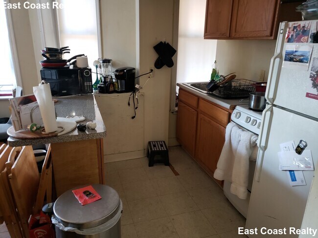 1132 Commonwealth Ave unit 2, Allston, MA 02134 - photo 7