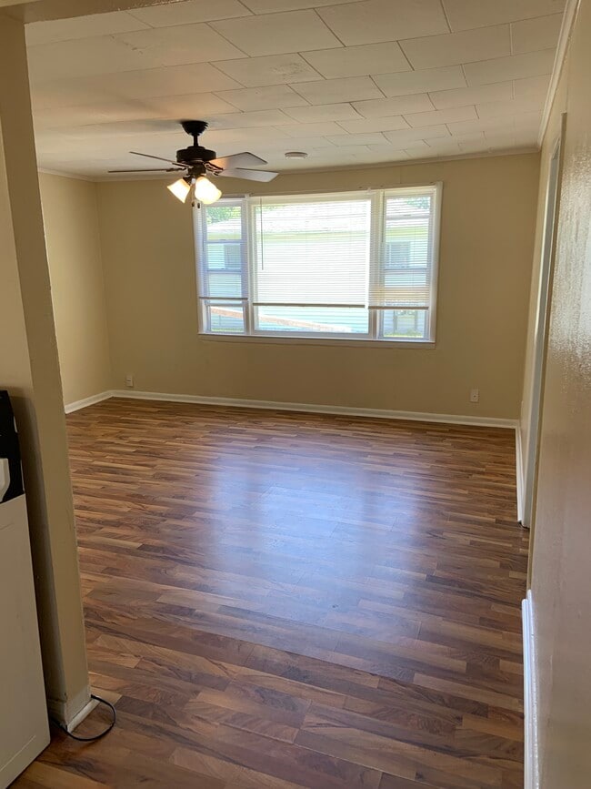 29819 Meadow Dr unit 29819 Meadow Dr, Burlington, WI 53105 - photo 7