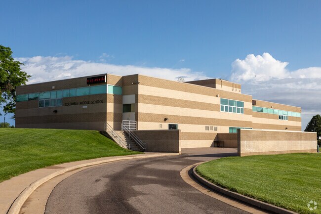 Columbia Middle School has a student-teacher ratio of 18 to 1.