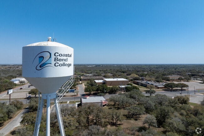 Coastal Bend College in Beeville offers diverse programs, shaping future leaders.