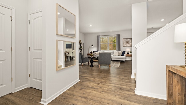 3872 Donetta Dr, Atlanta, GA 30349 - photo 2