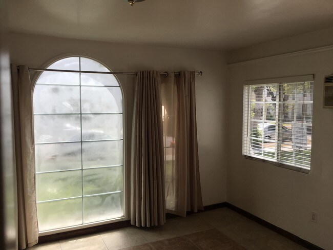 1117 E California Ave unit B, Glendale, CA 91206 - photo 4