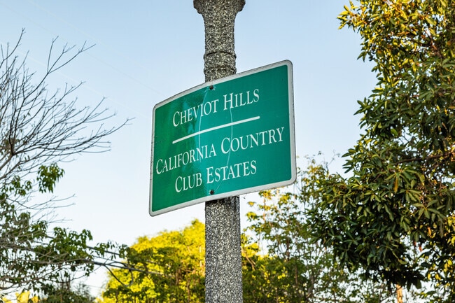 About Cheviot Hills Schools, Demographics, Things to Do