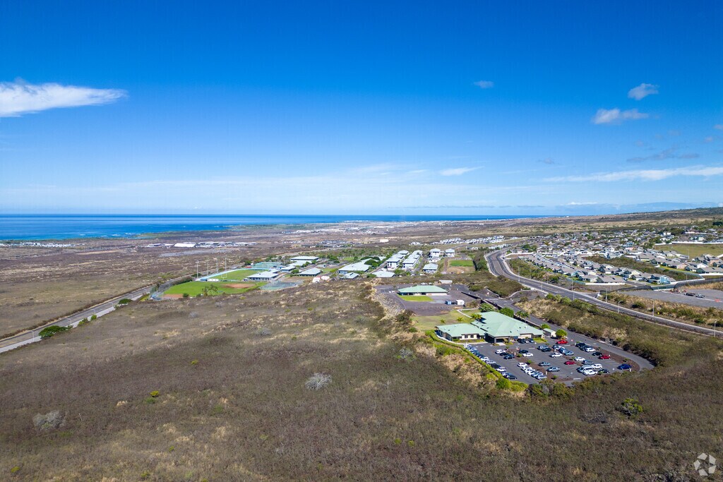 Kealakehe High School