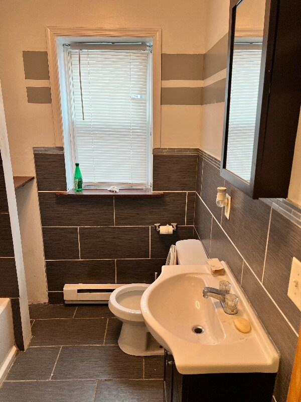 2512 W Oxford St unit 2, Philadelphia, PA 19121 - photo 4