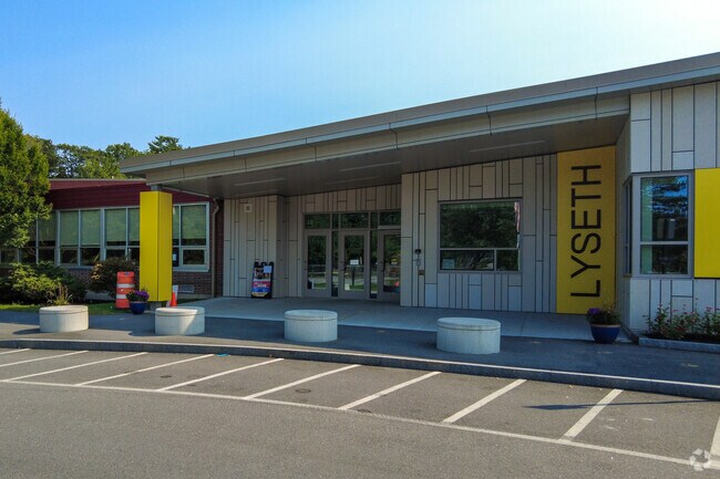 Lyseth Elementary School offers a comprehensive education from preschool through fifth grade.