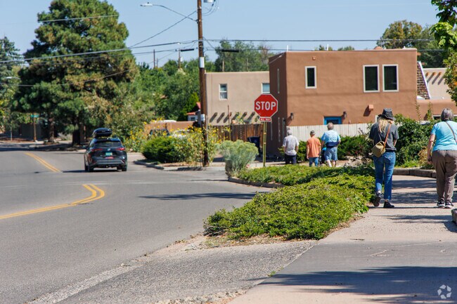 Plenty of sidewalks wind through San Mateo perfect for taking a stroll.