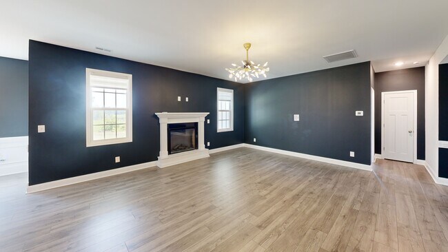 251 Enfield Dr, Carthage, NC 28327 - photo 2