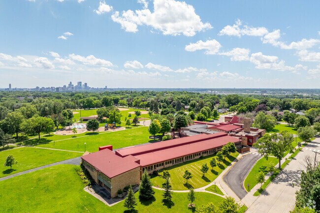 Waite Park Elementary School serves students in PreK-5th grade.