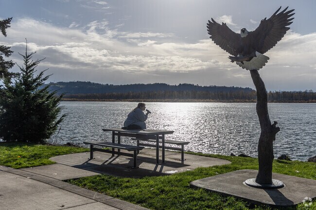 Washougal residents can enjoy quiet moments of reflection by the Columbia river.