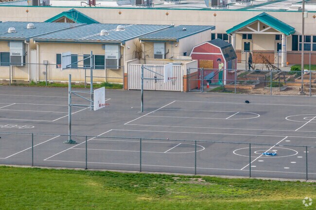 Students can take advantage of numerous sports opportunities at Natomas Park Elementary School.