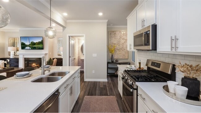 842 Maple Branch Cir unit 36039080, Graham, NC 27253 - photo 7