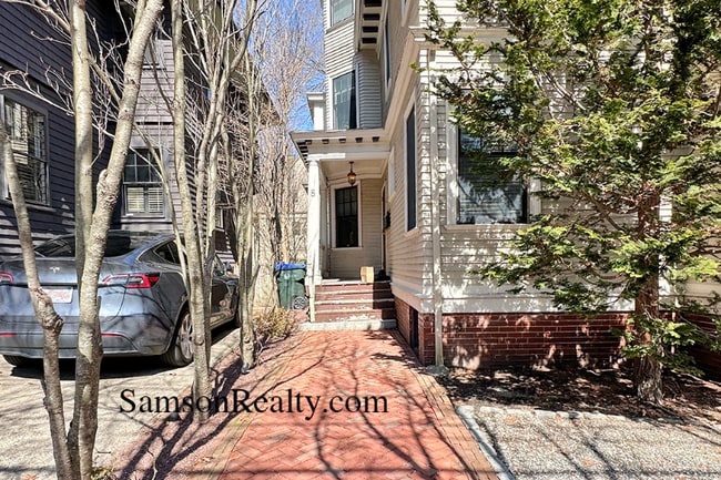 8 Barnes St unit 1, Providence, RI 02906 - photo 3